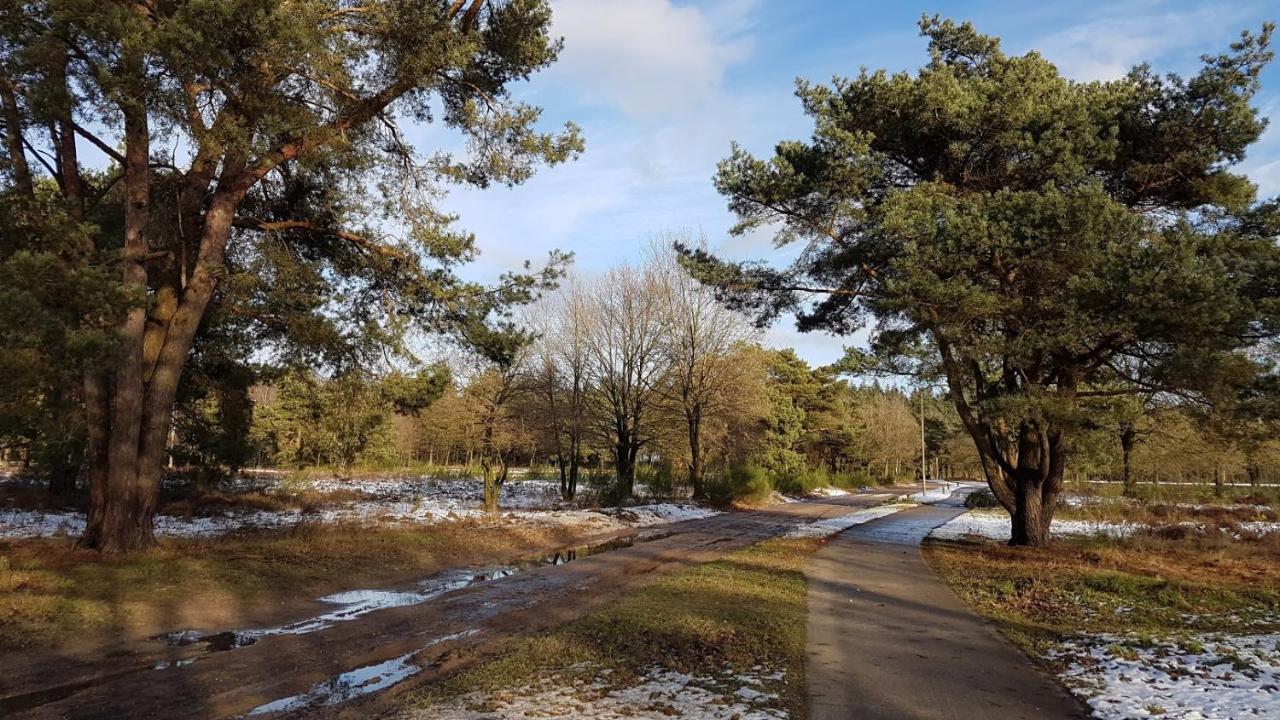 Chalet Op De Veluwe # Linde Putten Exterior photo